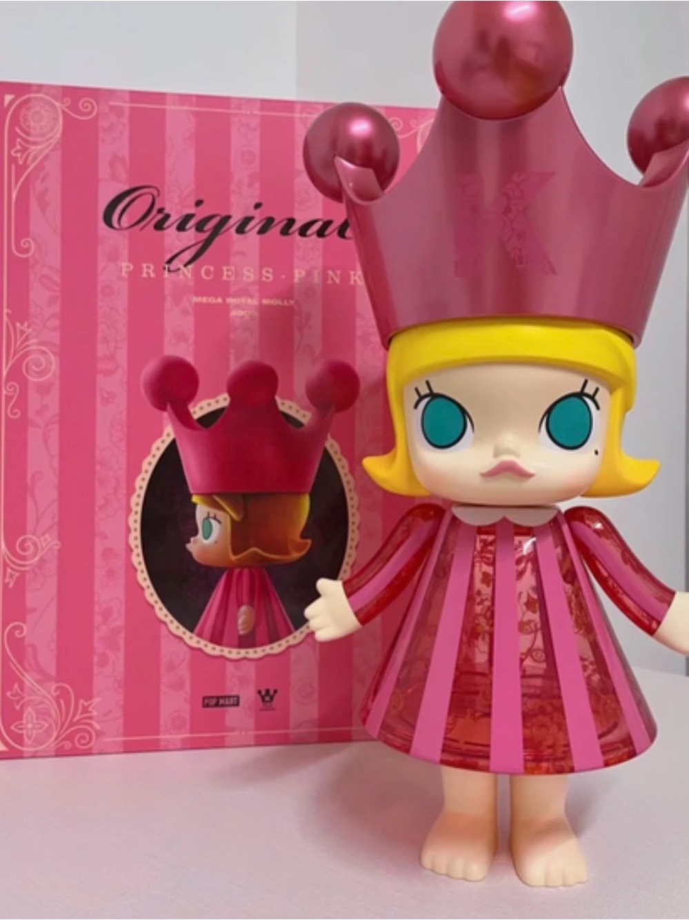 POP MART Royal Molly Pink Princess 400% 💜💜 NWT